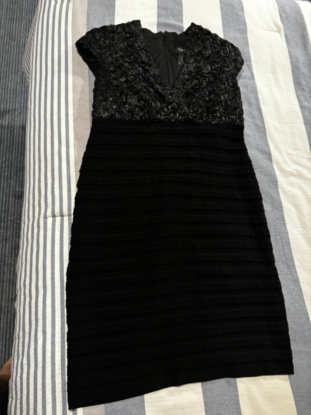 Kathy Roberts Black Flower Dress size 12